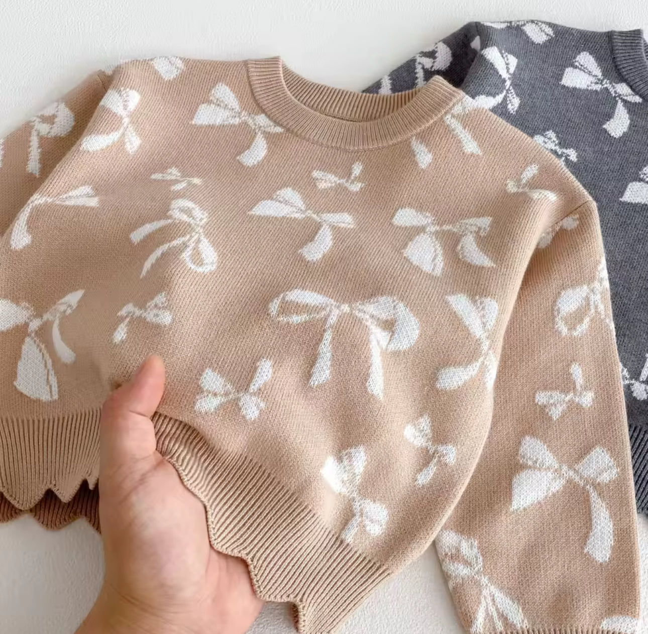 Thick knit two piece bow set