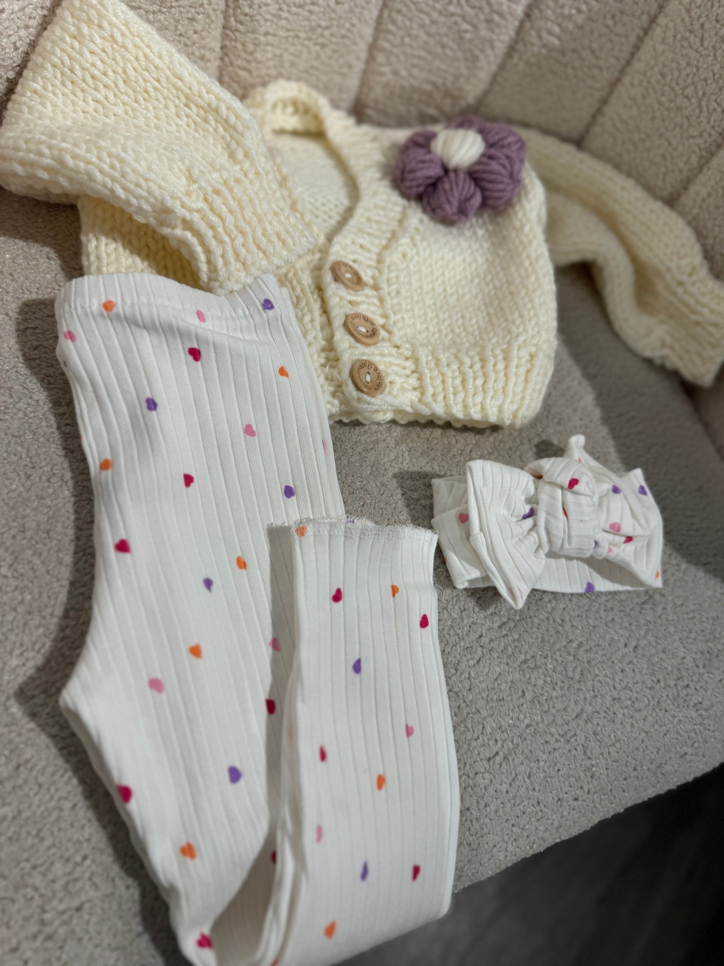 In stock handmade cotton leggings and bow set