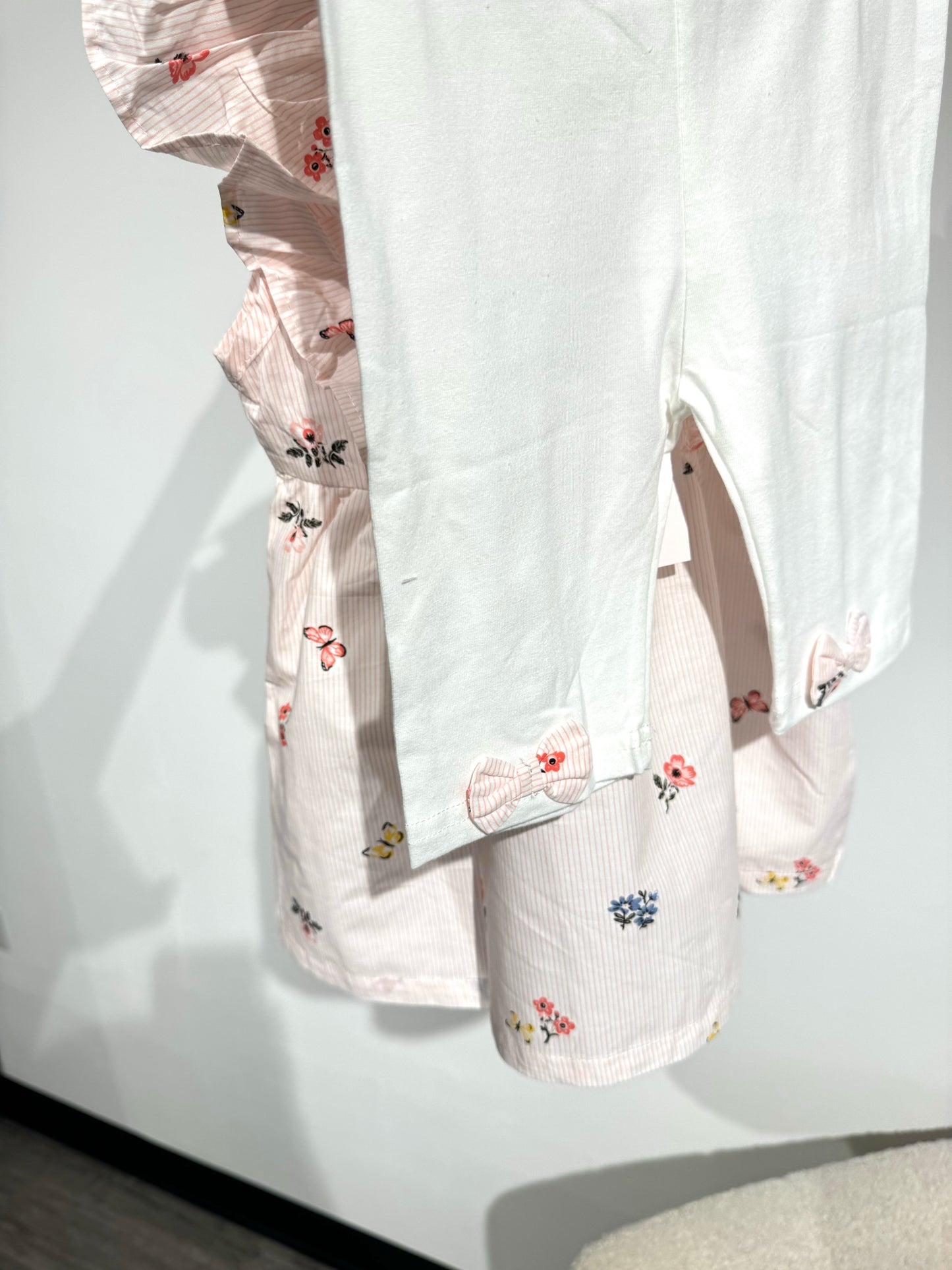 In stock 3 piece set