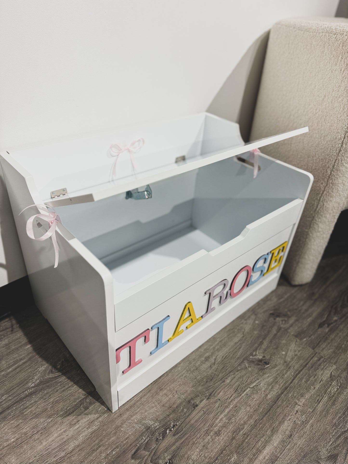 Personalised name toy/blanket box