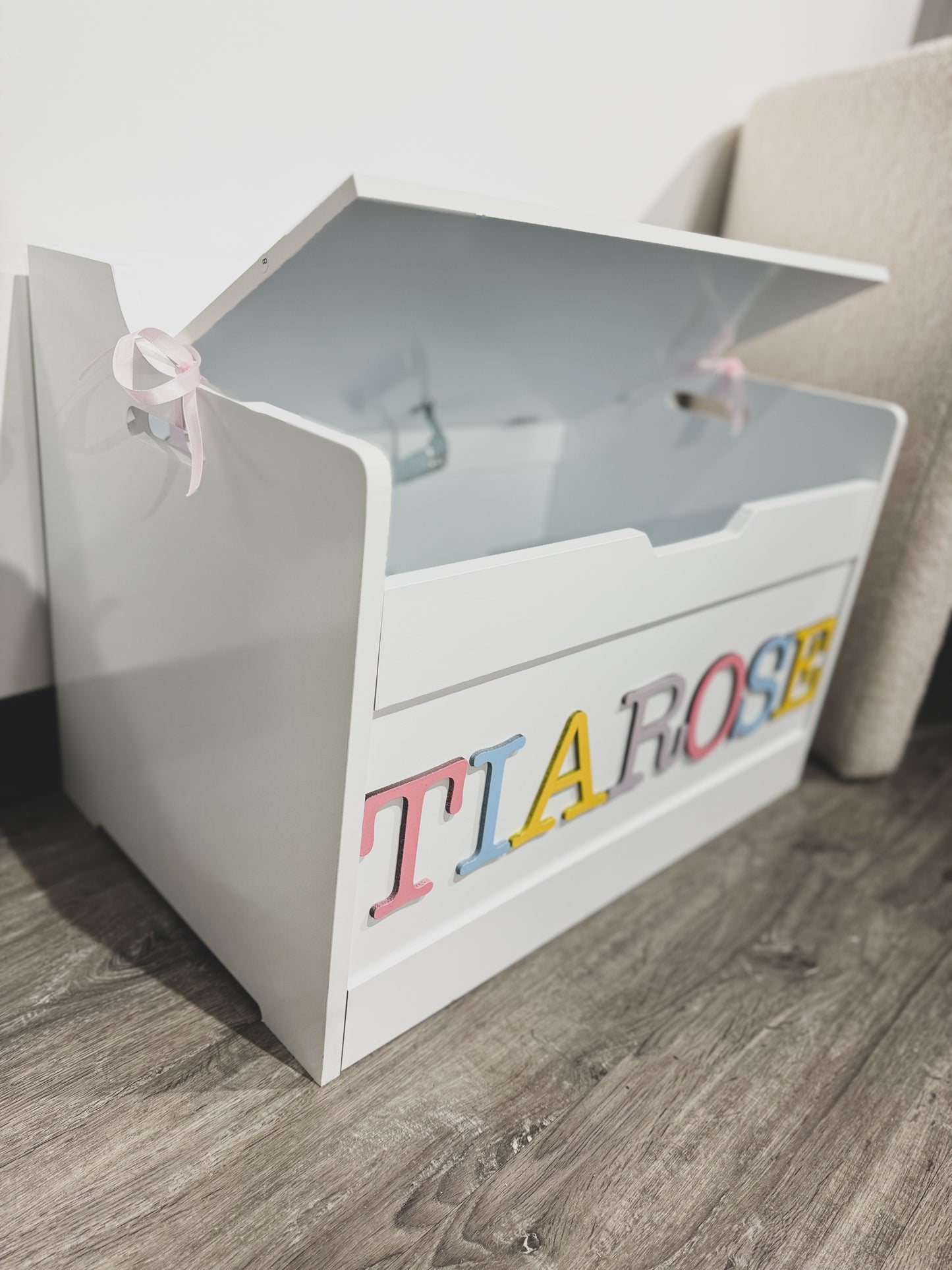 Personalised name toy/blanket box