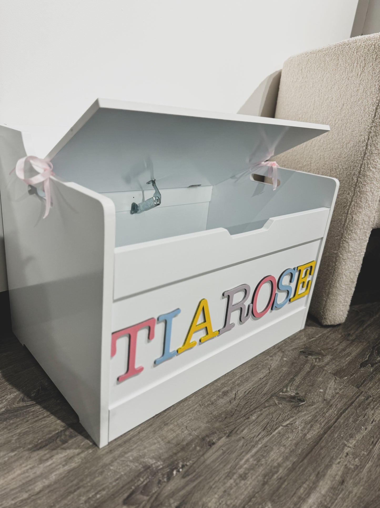 Personalised name toy/blanket box