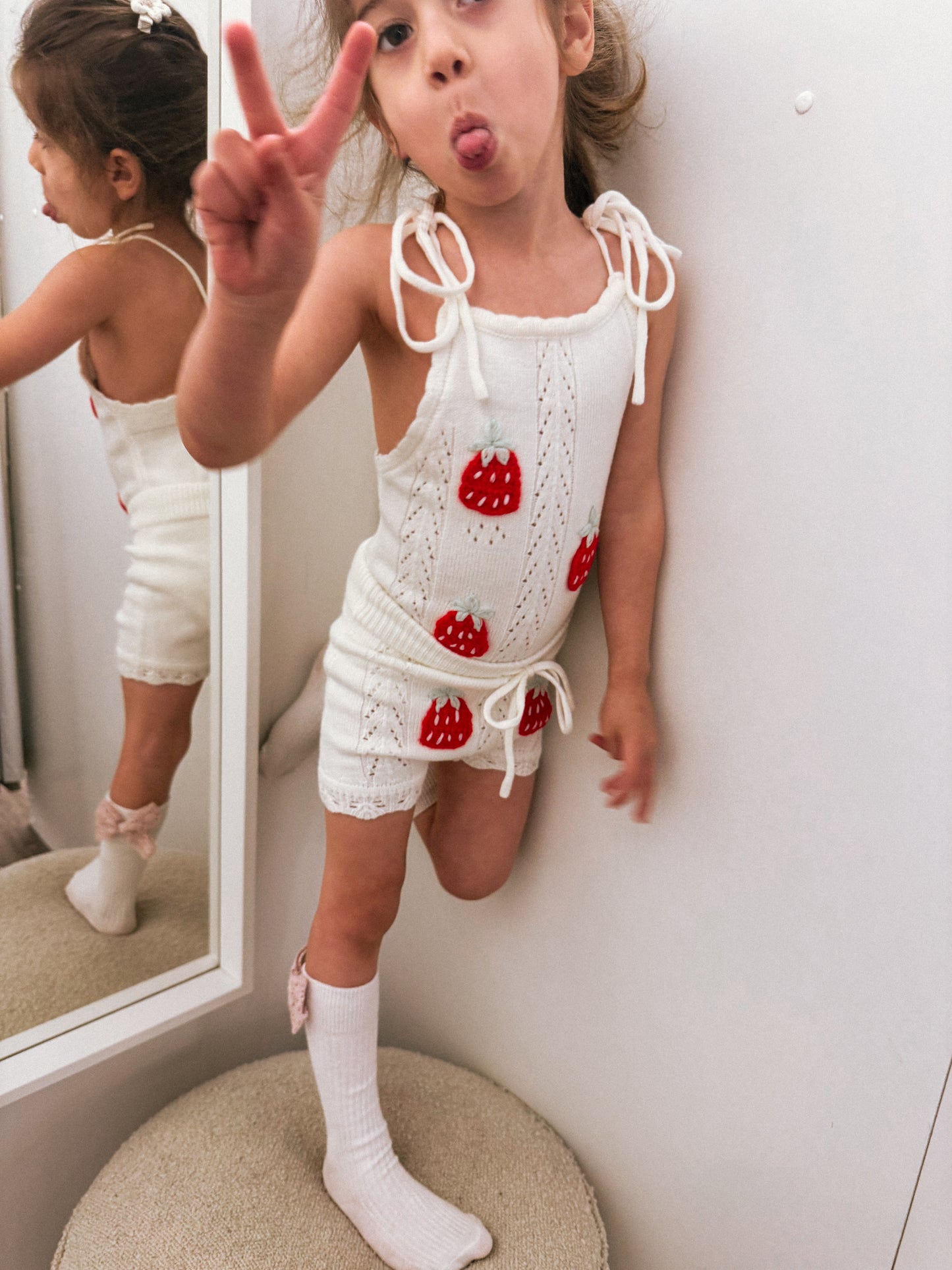 In stock Spring summer embroidered strawberry white cotton knit two piece set