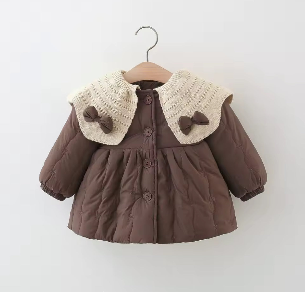 Knitted trim bow coats