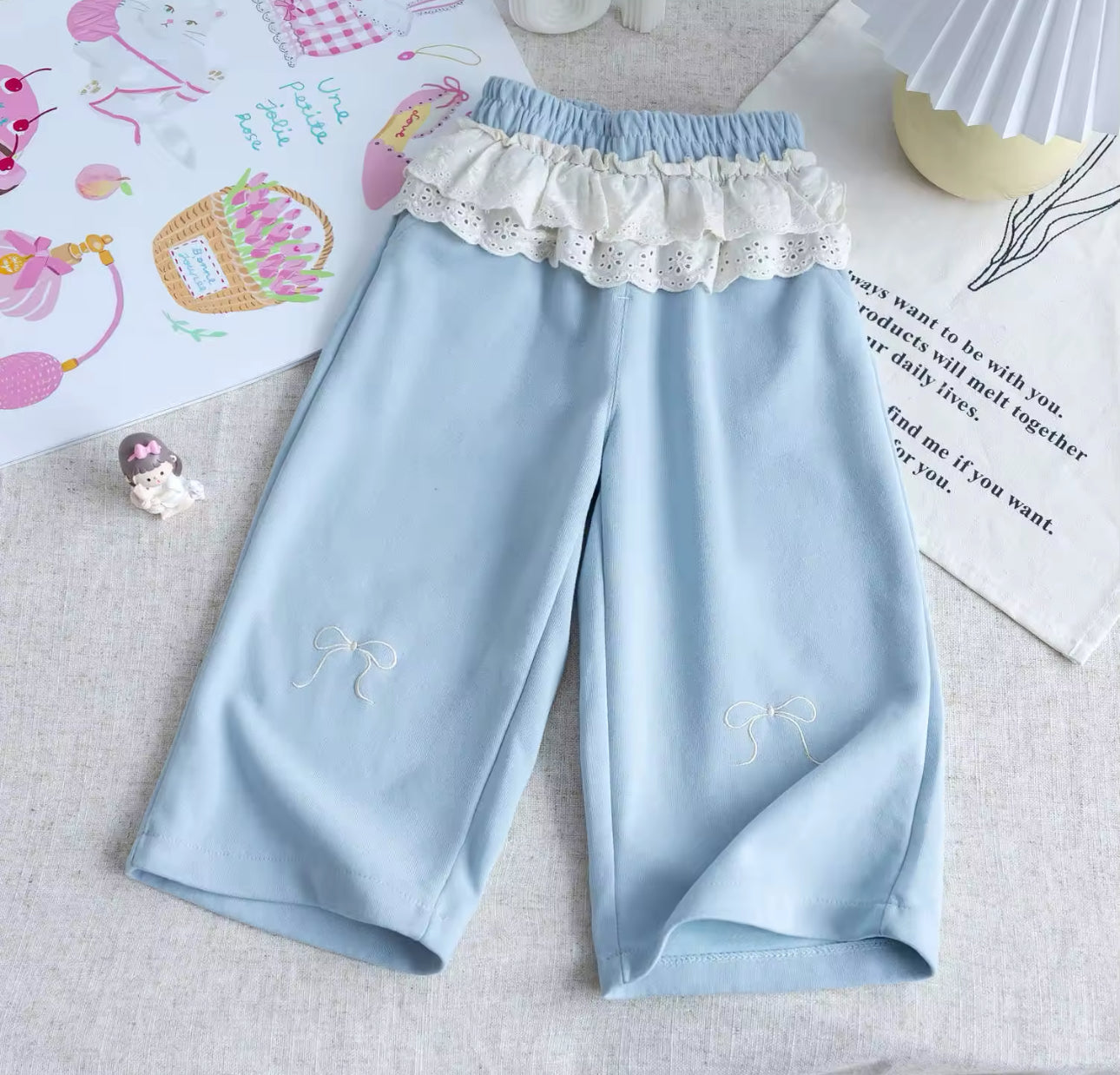 Spring lace trim bow joggers