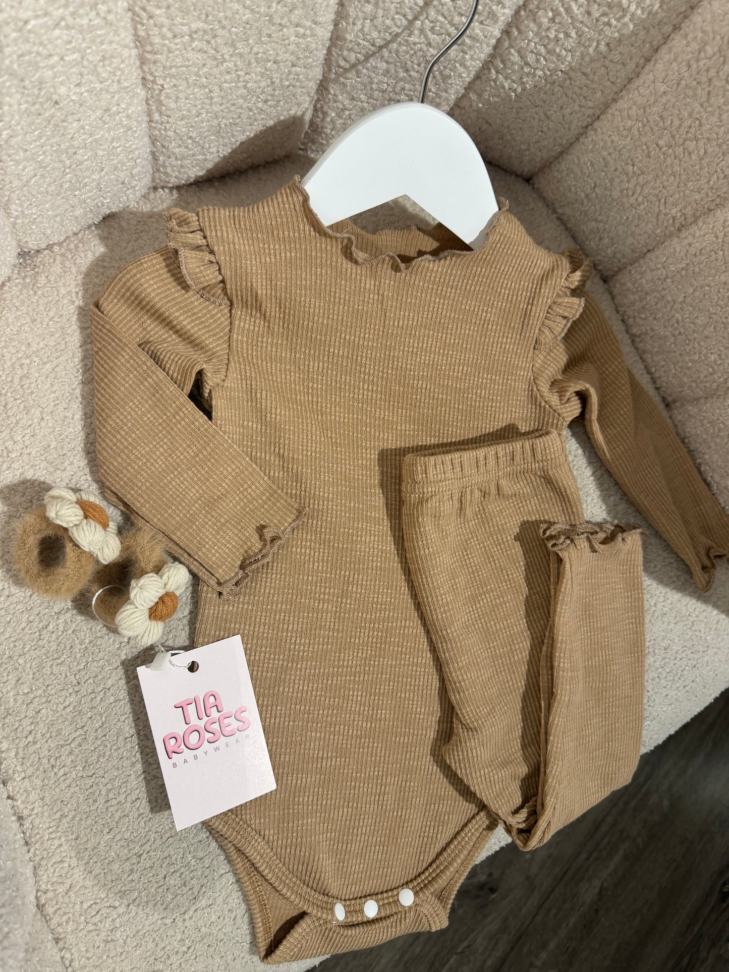 In stock ruffle cotton romper and leggings