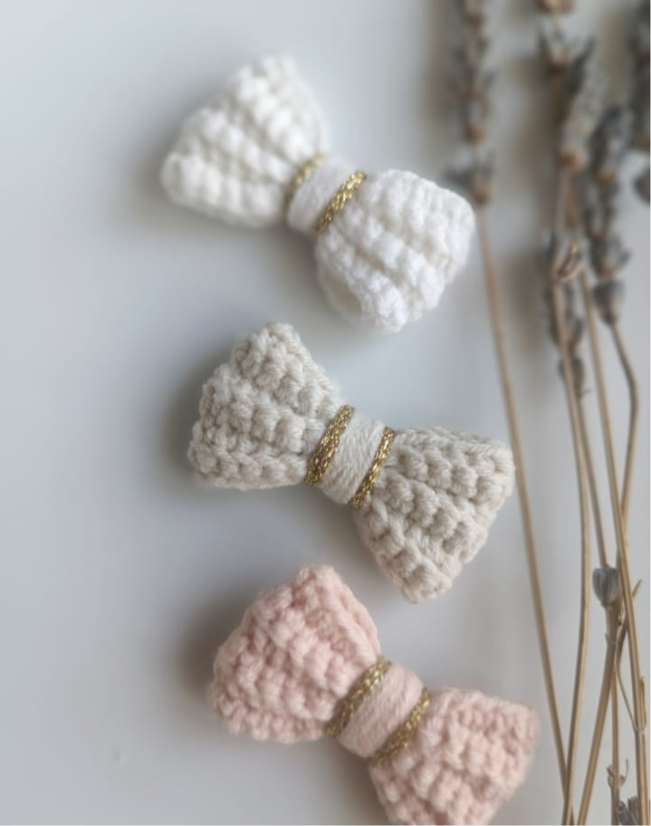 Pack of 3 crotchet bow hair band and hair clips