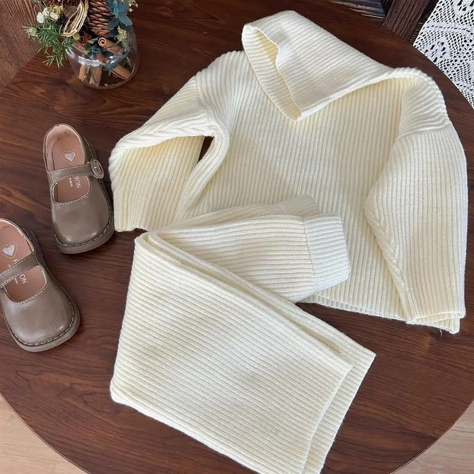 Thick knit roll neck and trousers cream/beige