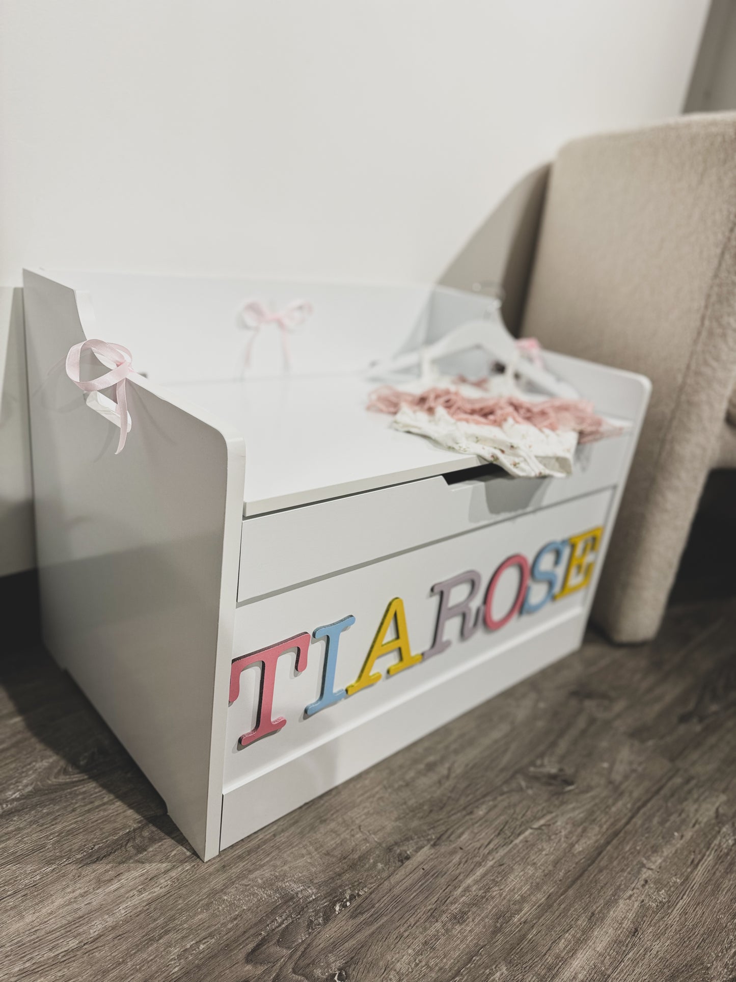 Personalised name toy/blanket box