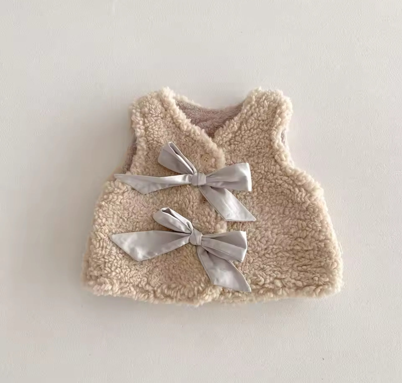 Fleece bow gilet