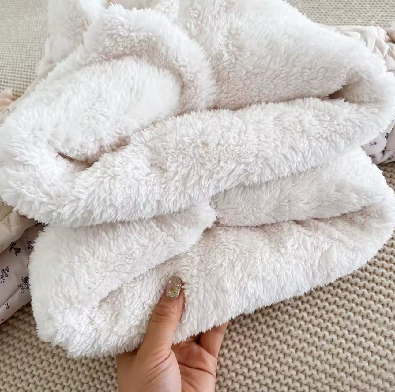 Fleece lined hooded puffer coats