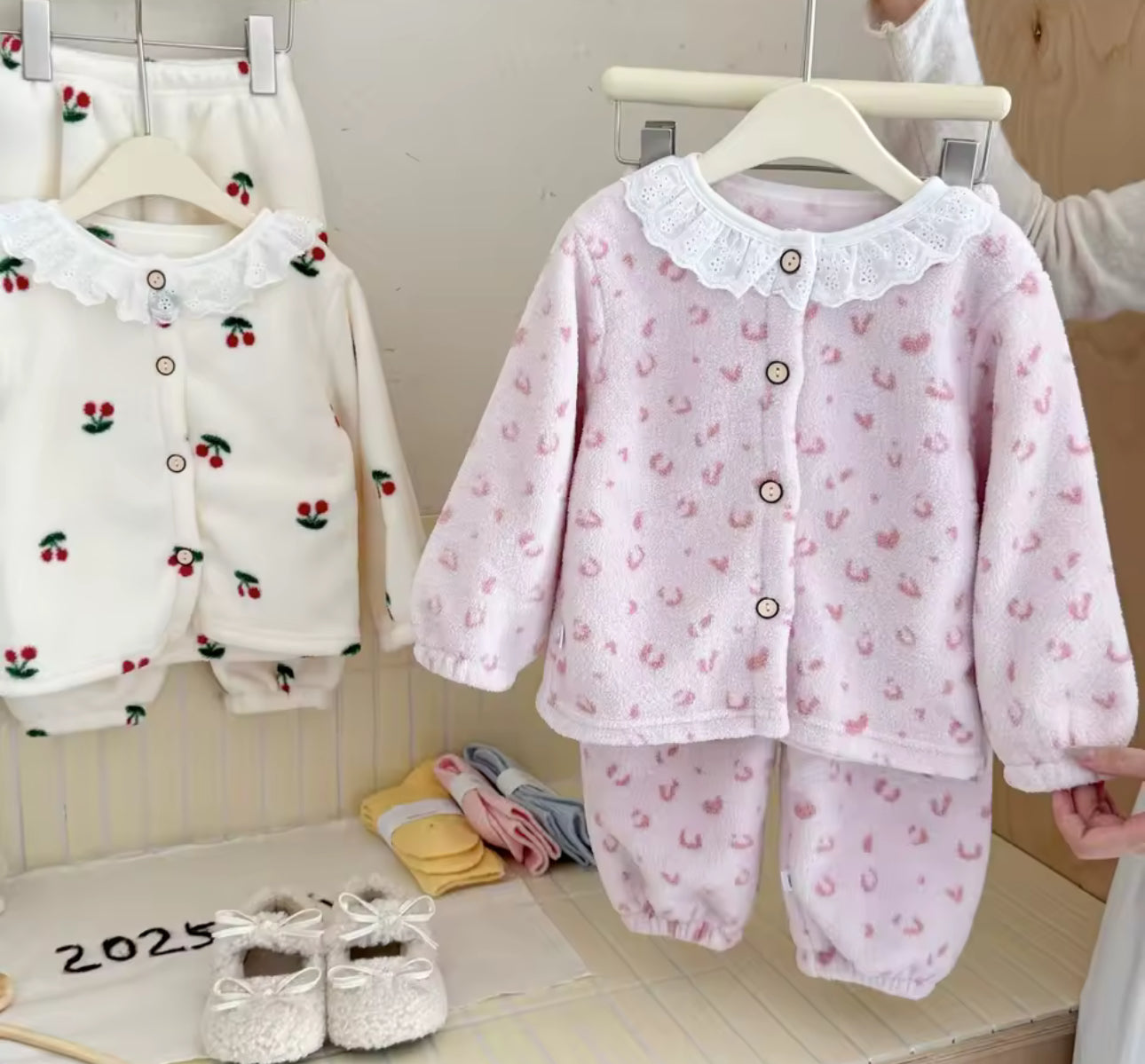 Fleece two piece frill sets