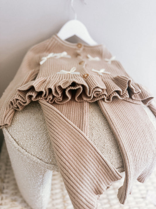 Knit brown bow set