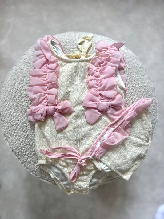 Ruffle two piece lace swimming costume and hat