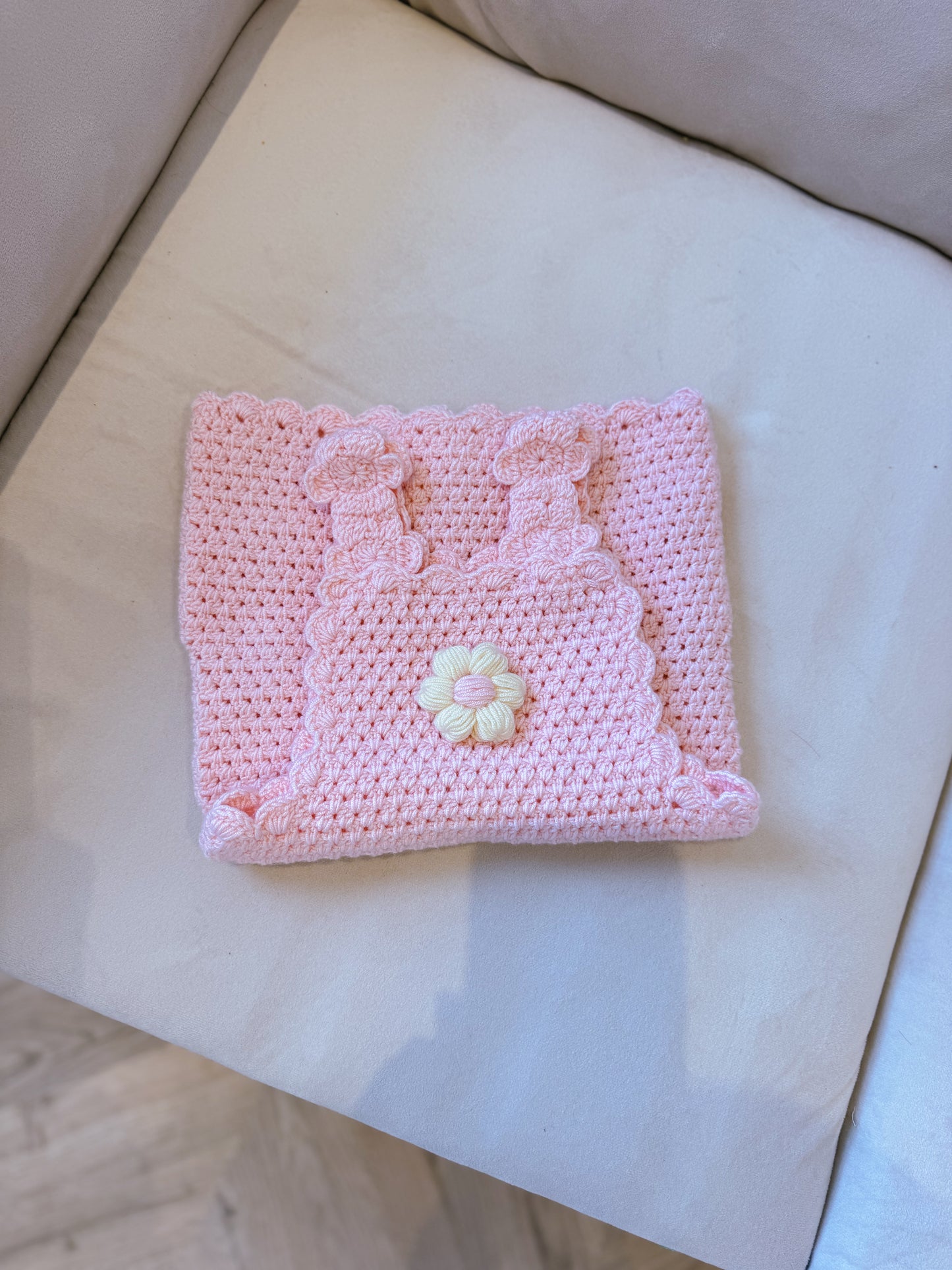 Hand crochet thick flower dress baby pink