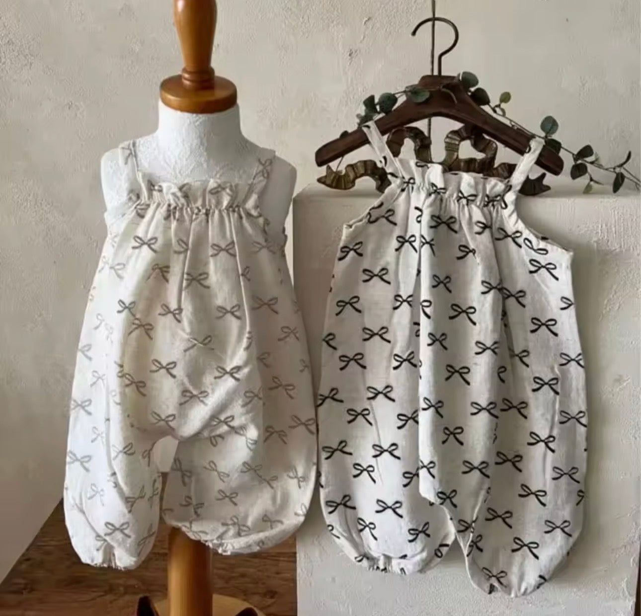 Bow print jumpsuit and matching hat set