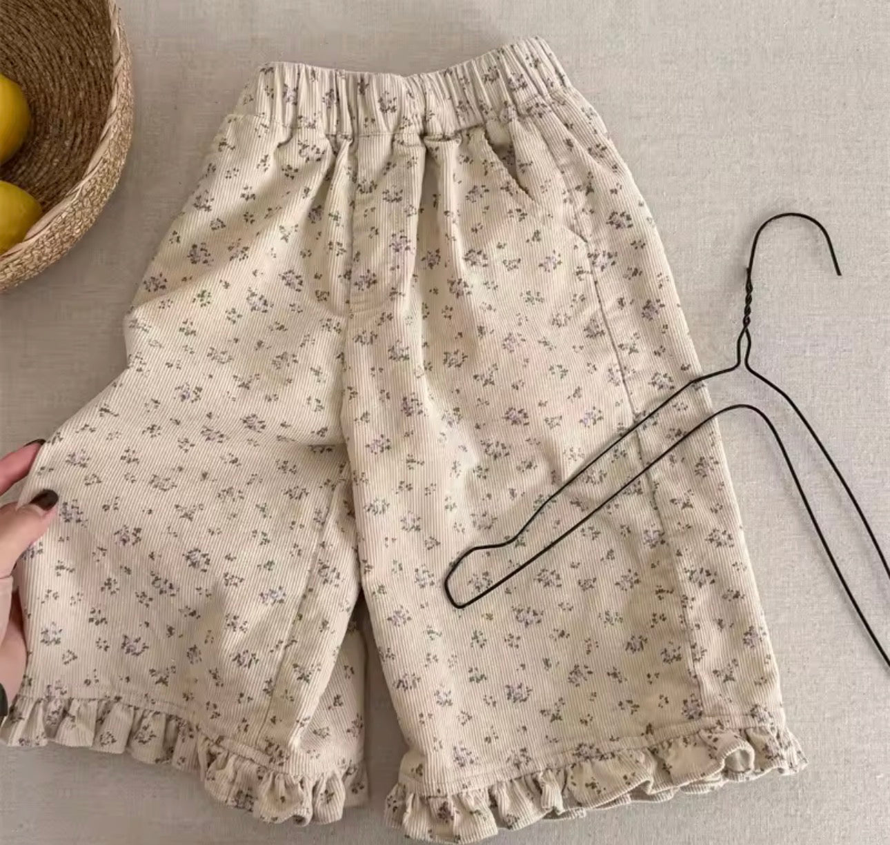 Corduroy frill trim trousers