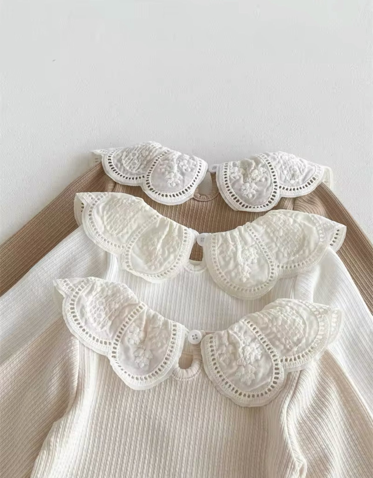 Peter Pan collar cotton ribbed top