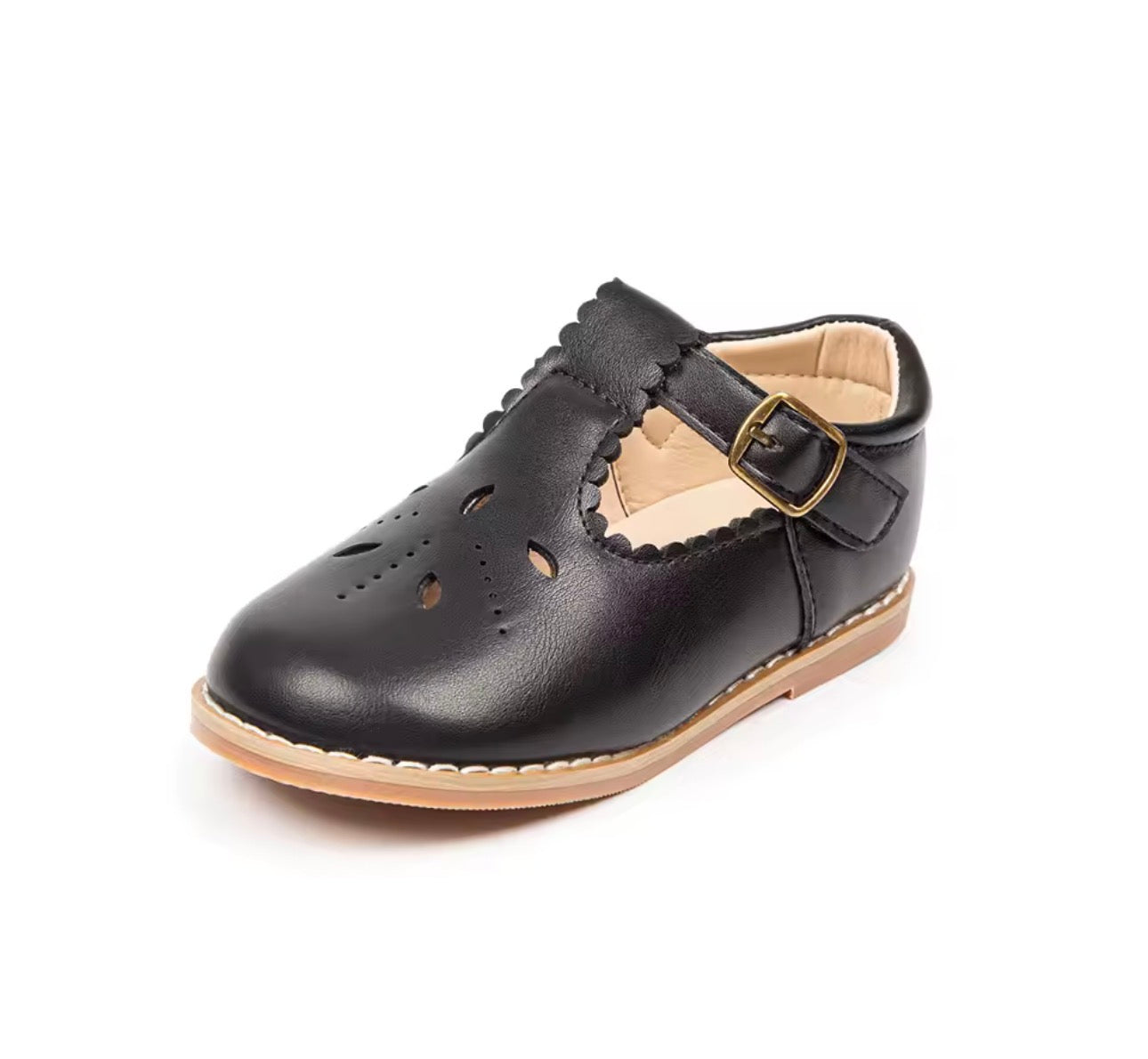 Leather buckle shoes