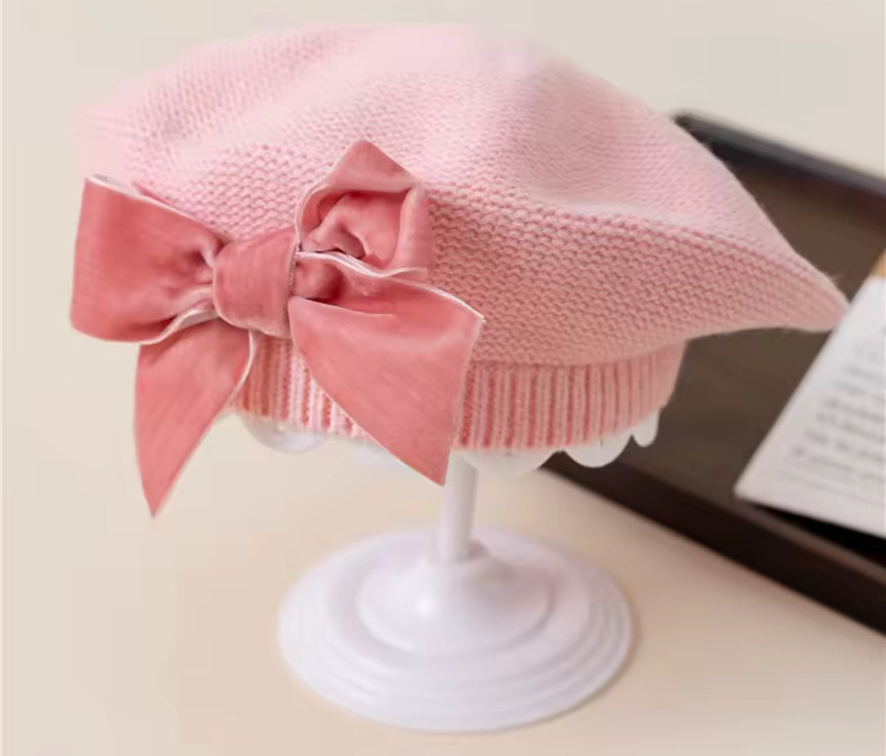 Velvet bow knit berets