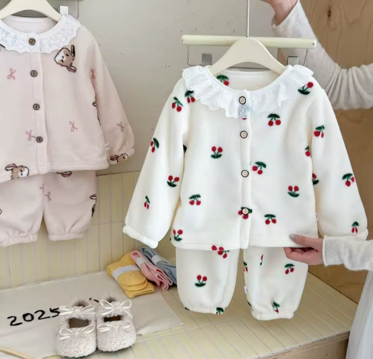 Fleece two piece frill sets