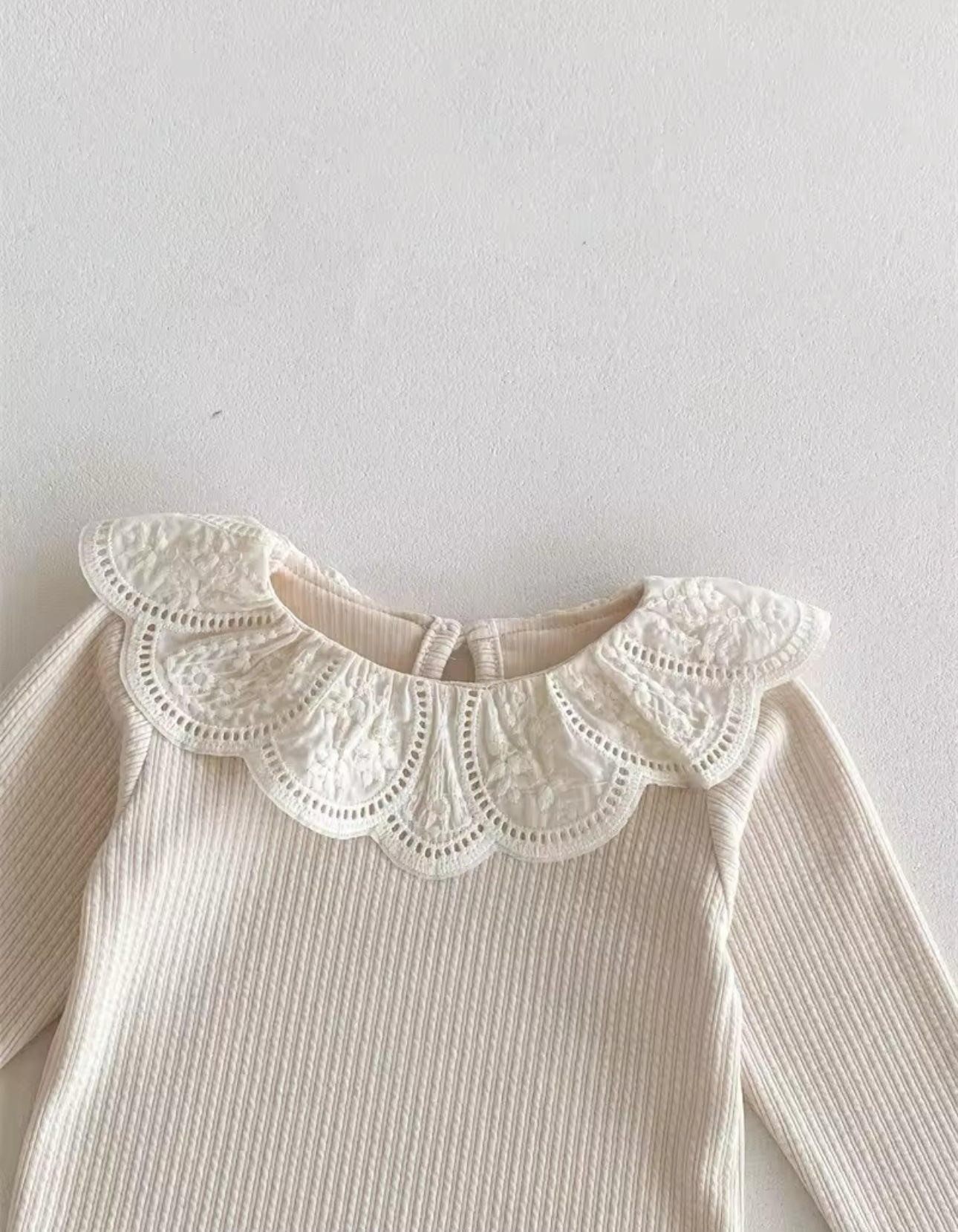 Peter Pan collar cotton ribbed top