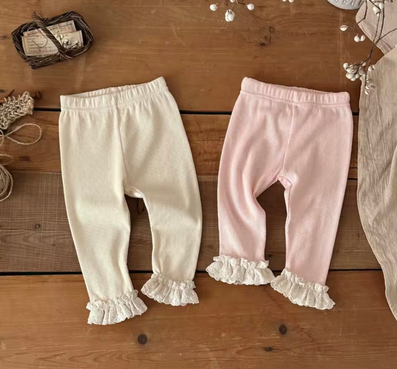 Soft cotton frill leggings