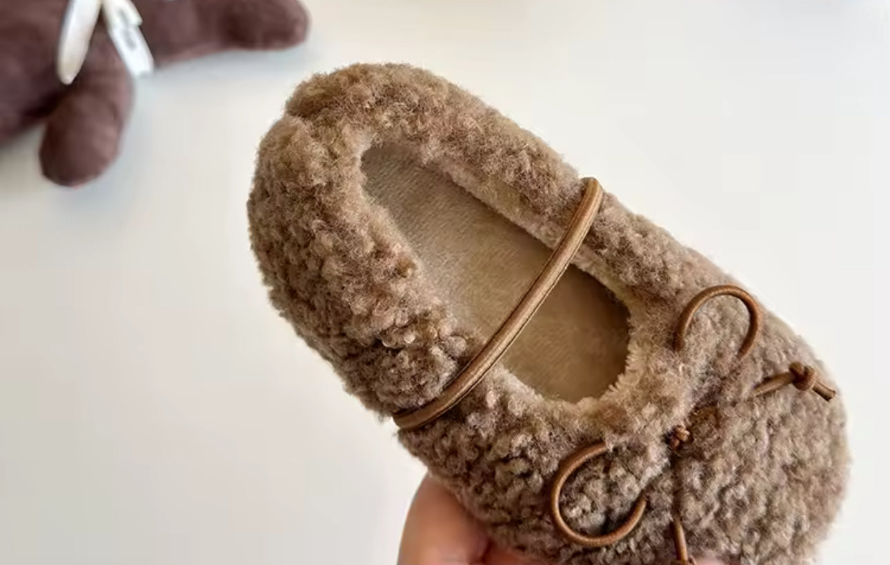 Fleece bow shoes hard sole  4.5-12