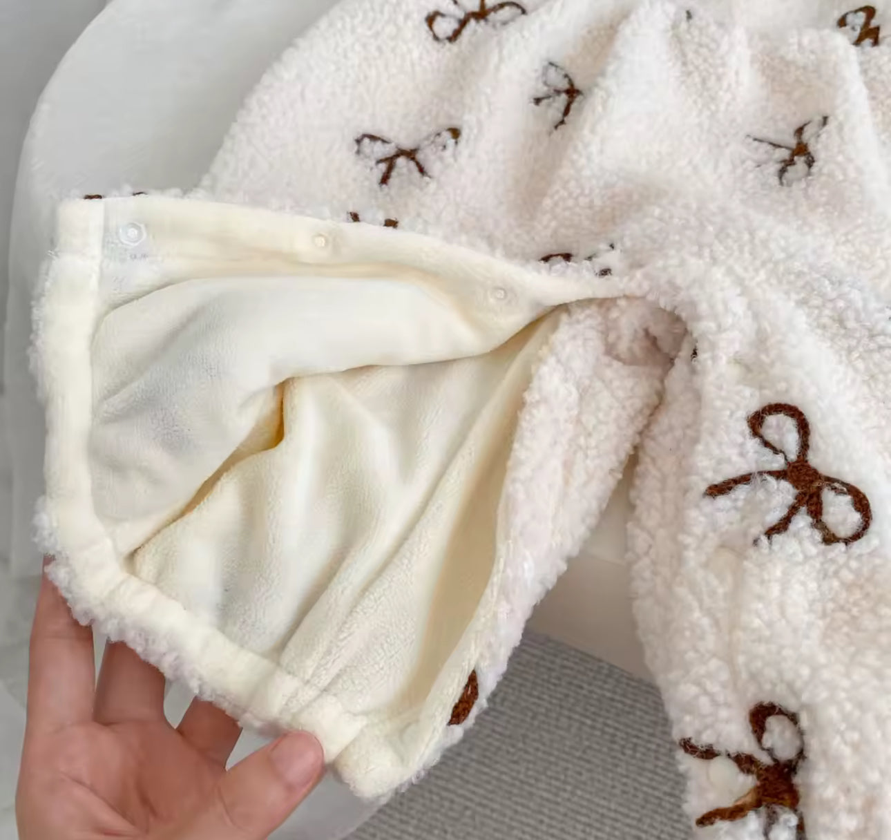 Thick fleece bow print rompers